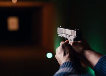 Tiro na Porta da Balada: a Noite Acabou no Pronto Atendimento