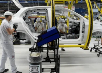 Indústria sem fôlego: pesquisa aponta que 8 em 10 empresas tiveram dificuldade para conseguir crédito