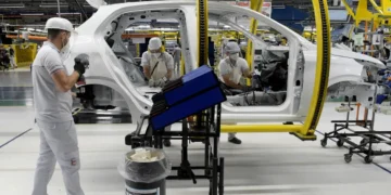 Indústria sem fôlego: pesquisa aponta que 8 em 10 empresas tiveram dificuldade para conseguir crédito