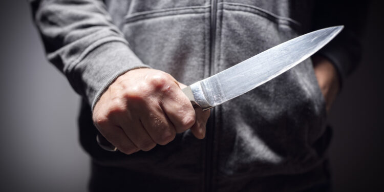 WhatsApp de Amor: Convivente Manda Foto com Faca e Ameaça de Morte em Guarapuava!