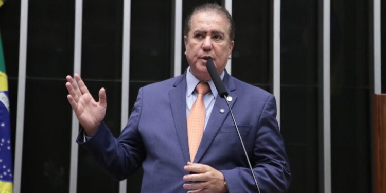 Fim da “Multa em Dobro”: Projeto Quer Impedir Dupla Penalidade no IRPJ e na CSLL pelo Mesmo Erro