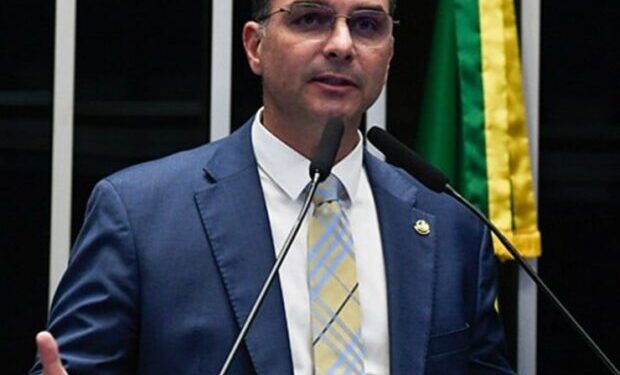 Veto ao PL da Dosimetria Eleva Tensão entre Planalto e Oposição, e Congresso Pode Rever Decisão